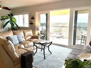 825 Bayshore Dr, Unit 706 in Pensacola, FL - Building Photo - Building Photo