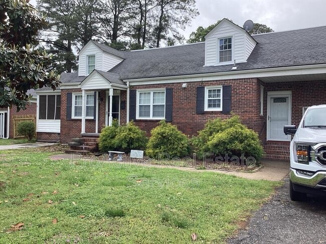 property at 6413 Glenoak Dr