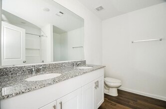 16439 Big Hickory Dr in Conroe, TX - Building Photo - Building Photo