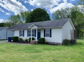 204 Canova Ct in Shelbyville, TN - Building Photo