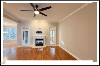 8025 Debenham Dr in Wake Forest, NC - Foto de edificio - Building Photo