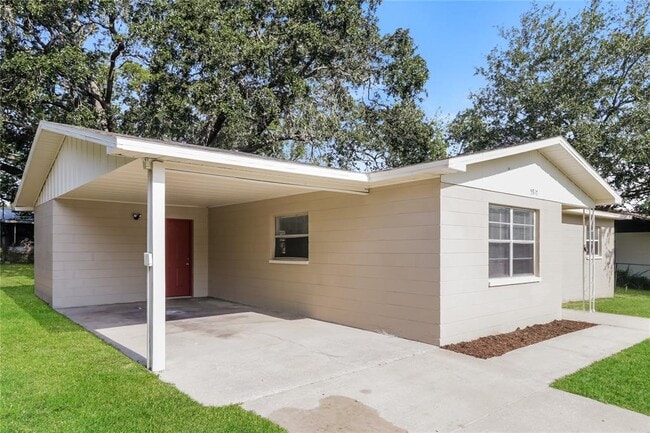 5917 April St E in Lakeland, FL - Building Photo - Building Photo