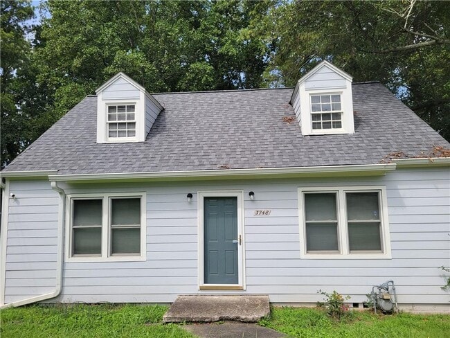 property at 3748 Clairmont Rd
