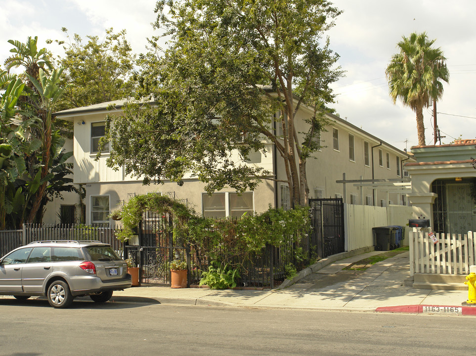 1159 N Genesee Ave in Los Angeles, CA - Building Photo