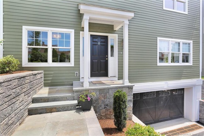 8 View St in Greenwich, CT - Building Photo - Building Photo