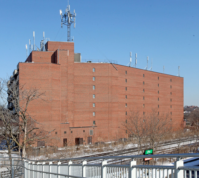 Frances Beavis Manor in Toronto, ON - Building Photo - Primary Photo