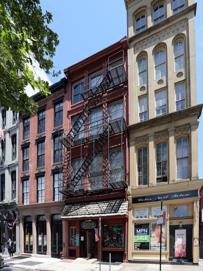 231 Chestnut St