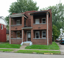 826 Indiana Ave Apartments