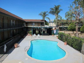 Regency Park Apartments in San Bernardino, CA - Building Photo - Building Photo