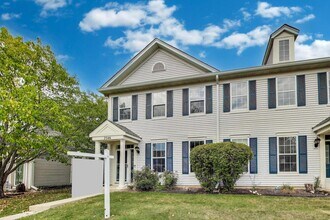 2546 Capitol Ave in Aurora, IL - Building Photo - Building Photo
