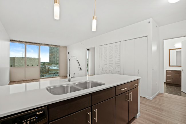 property at 3733 N Halsted St
