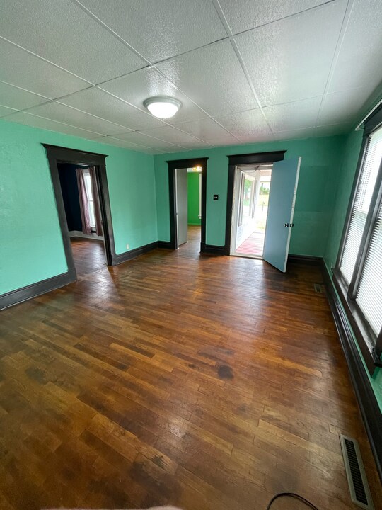 702 N Jefferson Ave in Wellington, KS - Building Photo