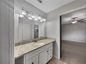 236 Longhorn Dr in Apopka, FL - Foto de edificio - Building Photo