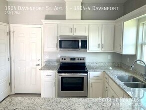 1904 Davenport St in Weslaco, TX - Building Photo - Building Photo