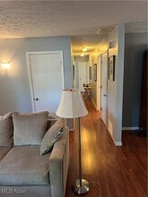 23900 Hedgewood Ave in Westlake, OH - Building Photo - Building Photo