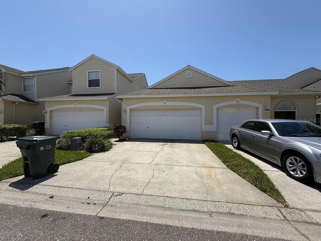 property at 1050 Starkey Rd