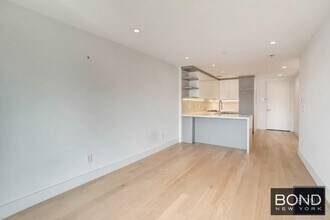11-07 Welling Ct in Queens, NY - Building Photo - Building Photo