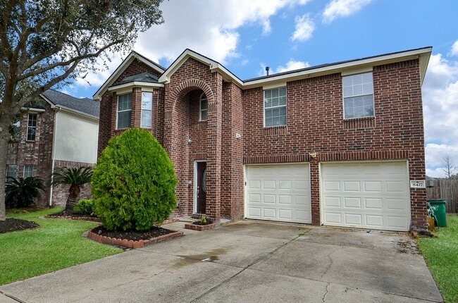 property at 8427 Taraglen Ct