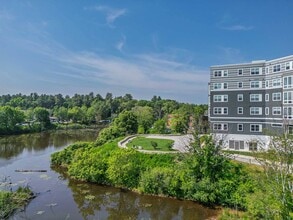 The Val in Billerica, MA - Foto de edificio - Building Photo