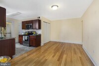 6168 Ridge Ave photo'