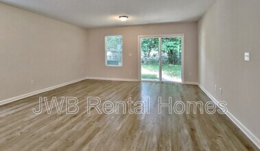 8301 Dandy Ave in Jacksonville, FL - Building Photo - Building Photo