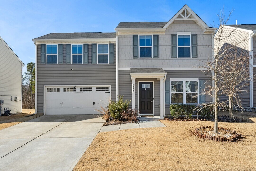 1102 Old Evergreen Dr in Durham, NC - Building Photo