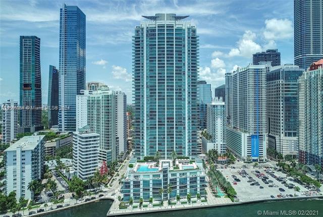 1331 Brickell Bay Dr, Unit 2511 in Miami, FL - Building Photo