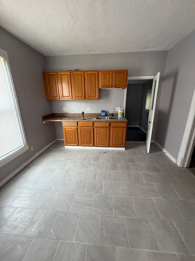 property at 1962 S Martin Luther King Jr Dr