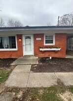1404 Logan St in Shelbyville, KY - Building Photo
