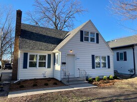 2326 Storm St in Ames, IA - Building Photo