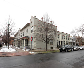 Ogden Park Townhomes in Denver, CO - Building Photo - Building Photo