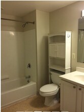 108 Sumner St in Boston, MA - Building Photo - Building Photo