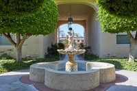 Balboa Apartments in Anaheim, CA - Foto de edificio - Building Photo