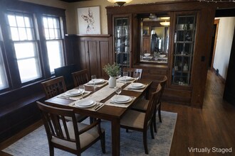 3284 N Oakland Ave in Milwaukee, WI - Building Photo - Building Photo