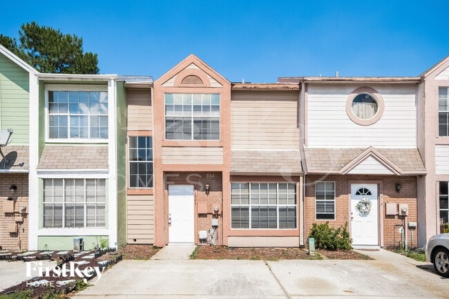 property at 11005 Yorkshire Ridge Ct