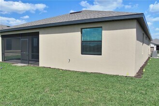 14649 Palamos Cir in Ft. Myers, FL - Building Photo - Building Photo