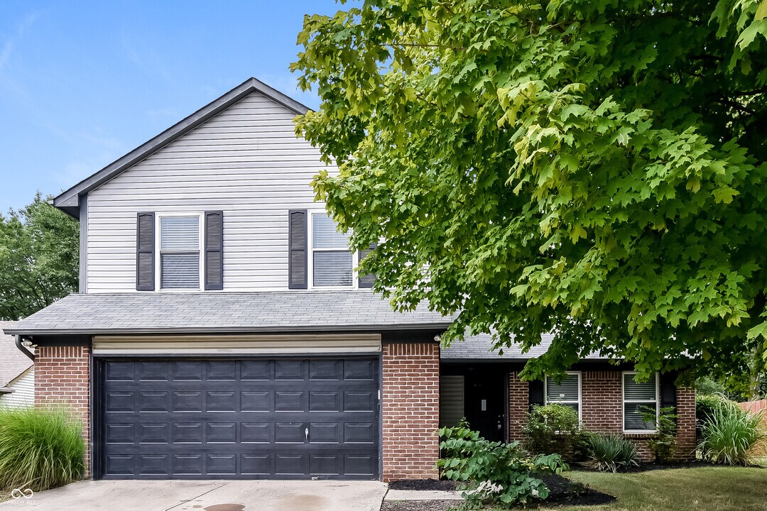 12218 Van Spronsen Ct in Indianapolis, IN - Building Photo