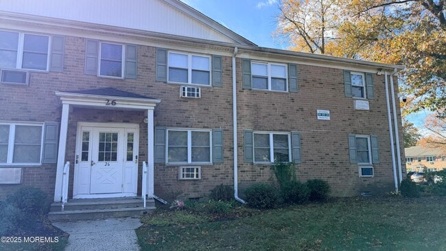 26 Windsor Terrace in Freehold, NJ - Building Photo - Building Photo