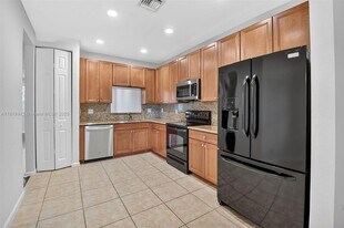 16097 Poppy Seed Cir in Delray Beach, FL - Building Photo