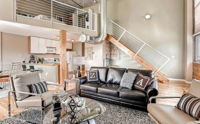 1050 Cherokee St in Denver, CO - Building Photo - Building Photo