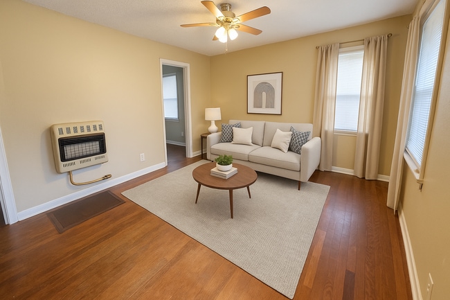 517 E Rickenbacker Dr in Midwest City, OK - Building Photo - Building Photo