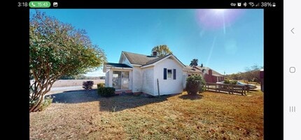 671 Flats Rd in Urbanna, VA - Building Photo - Building Photo