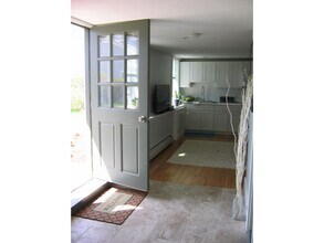 11 Great Boars Head Ave in Hampton, NH - Building Photo - Building Photo