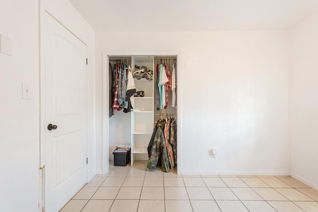 7245 S Cole Ln in Hereford, AZ - Building Photo - Building Photo