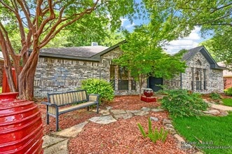 2029 Oakglen Dr in Garland, TX - Building Photo - Building Photo