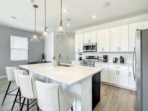 1048 Plantation Ln in Davenport, FL - Building Photo - Building Photo