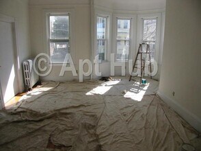 36 Central St in Somerville, MA - Building Photo - Building Photo