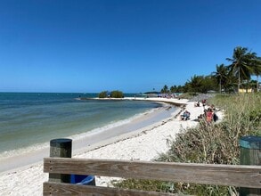 605 Sombrero Beach Rd in Marathon, FL - Building Photo - Building Photo