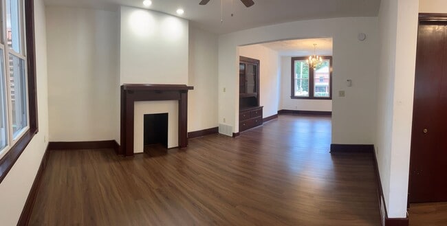 property at 1320 Evergreen Ave