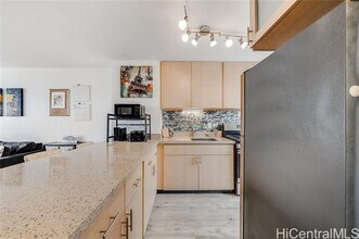 2630 Kapiolani Blvd in Honolulu, HI - Foto de edificio - Building Photo